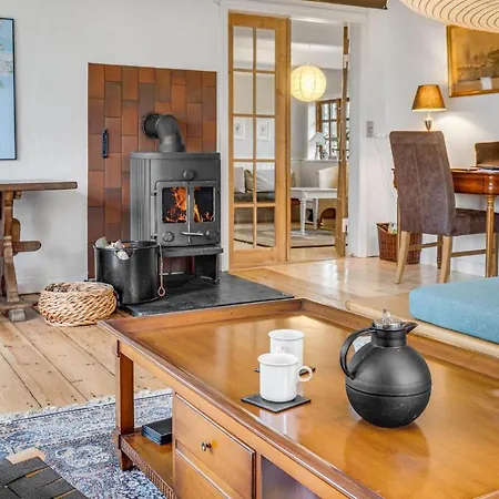Awesome In With Kitchen Holiday home